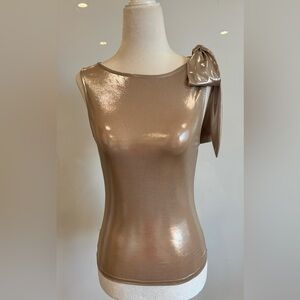 Metallic One-Shoulder Bow Top in Champagne